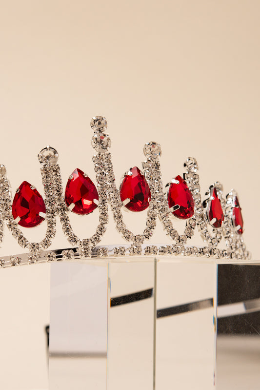 Amy Pointed Chandelier & Teardrop Crystal Tiara - Red