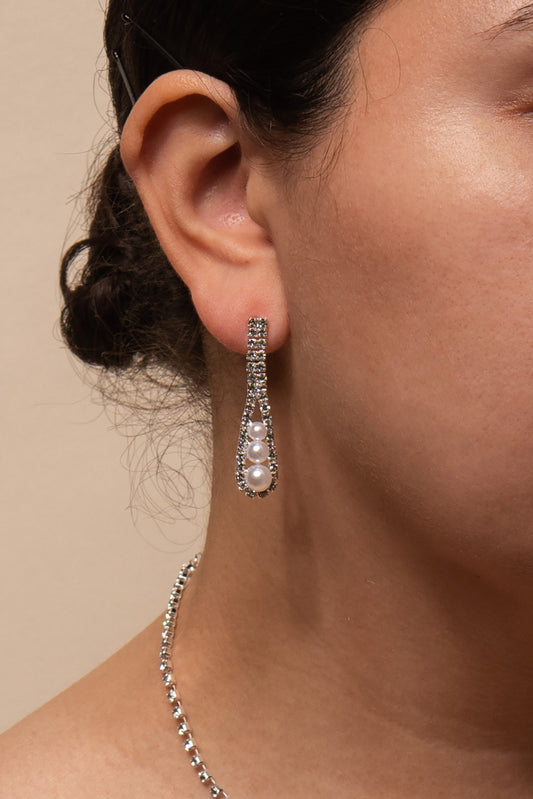Leila Rhinestone & Pearls Lariat Necklace Set | Silver