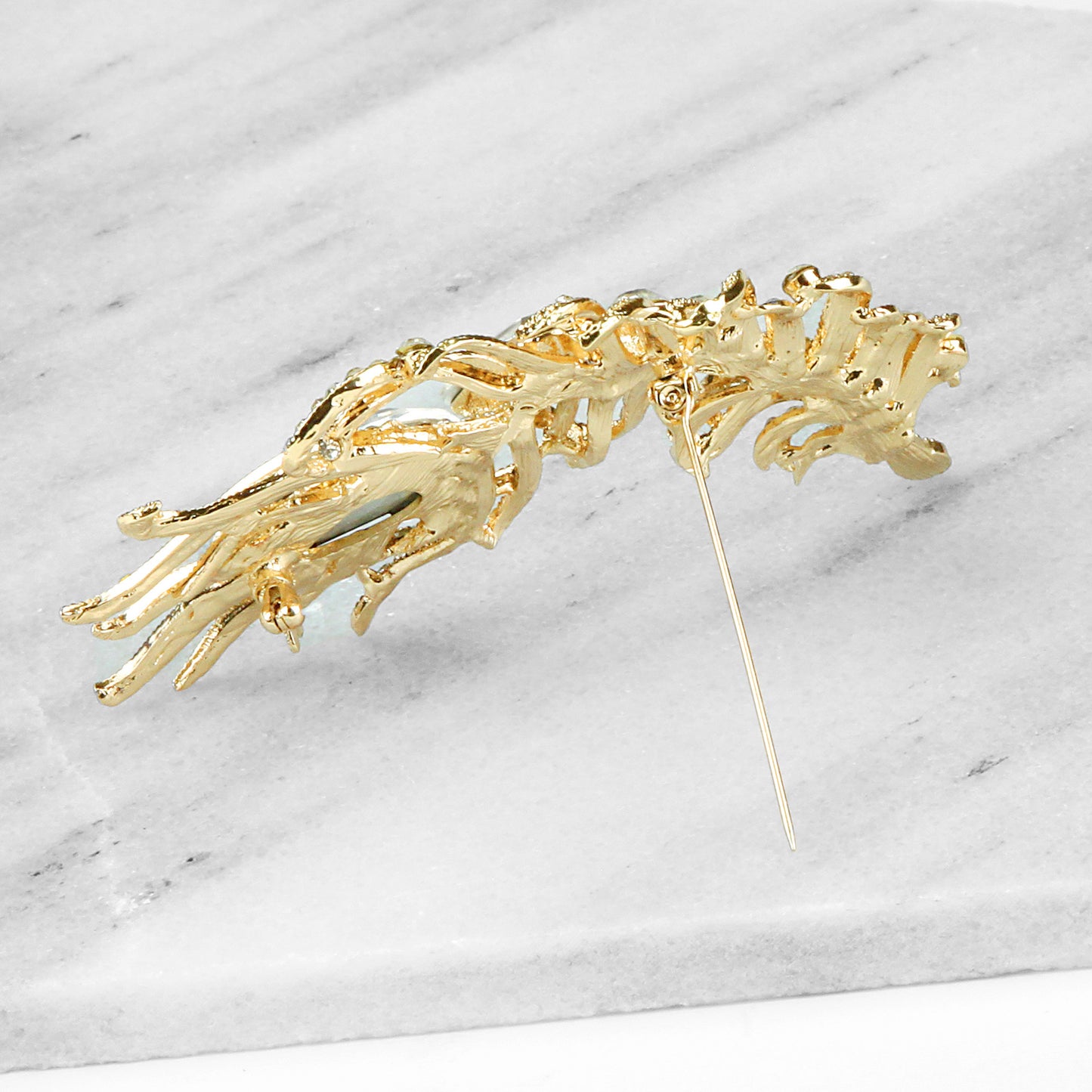 Raelynn Statement Feather Rhinestone Brooch - Gold