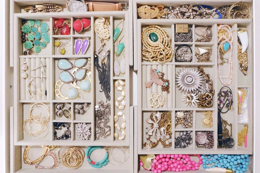 6 Ways You Can Organize Your Jewelry