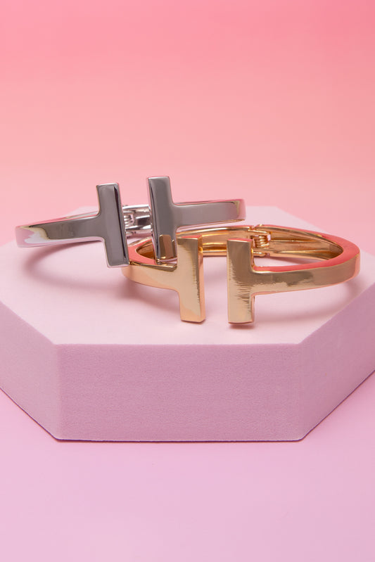 Molly Polished Bar End Tipped Hinge Bracelet