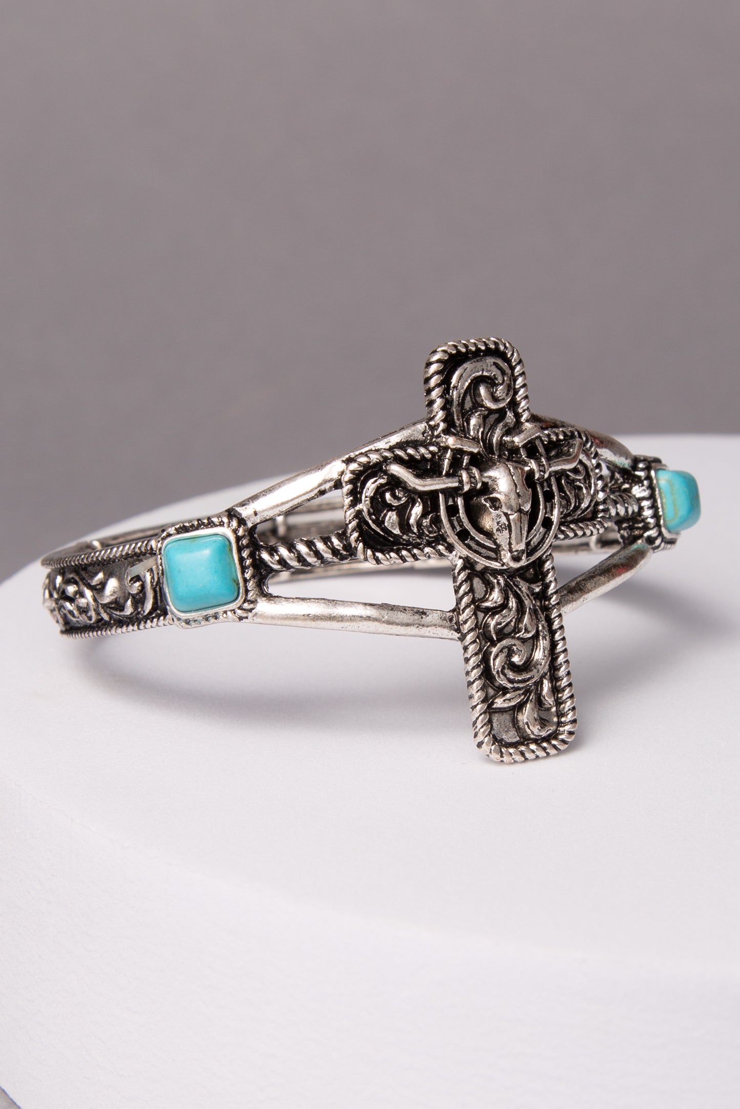 Sofia Western Filigree Steerhead Cross Stretch Bracelet
