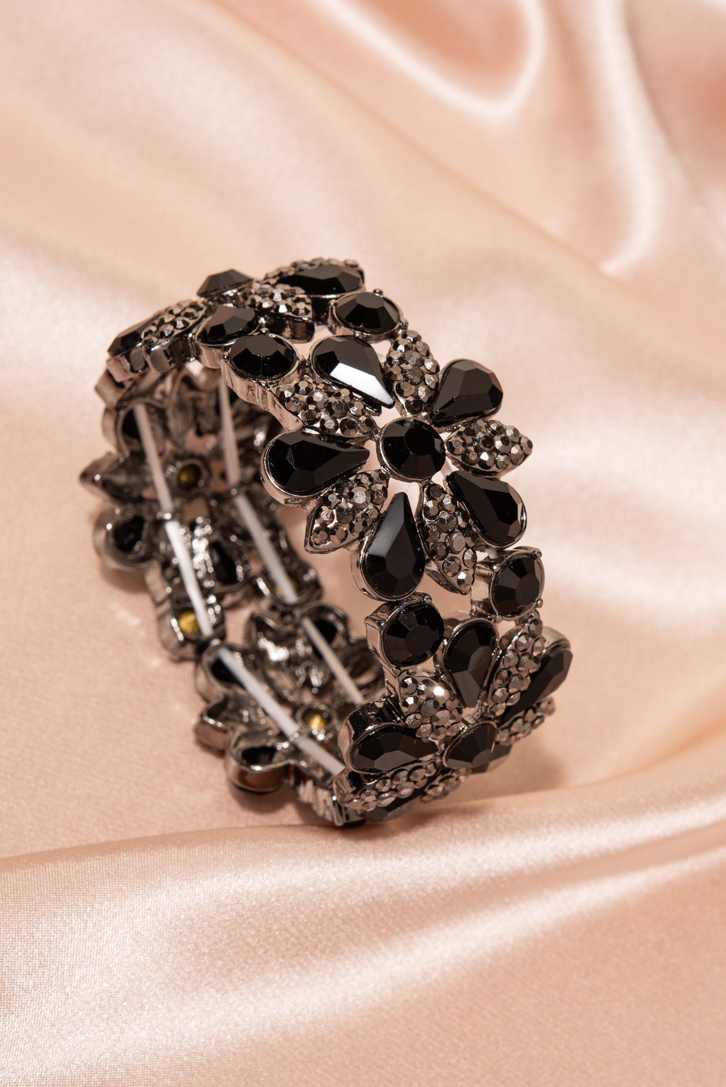 Floral Austrian Crystal Stretch Bracelet - Black