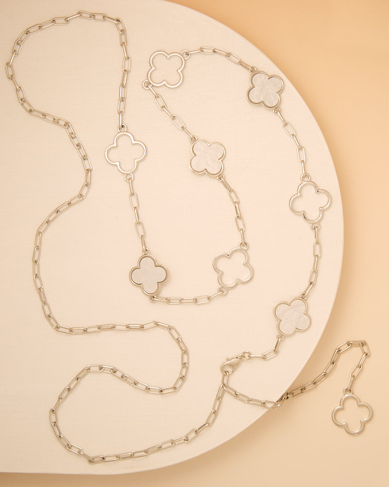 Annie  Epoxy Quatrefoil Clover Adjustable Chain Link Belt