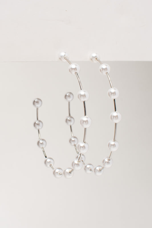 Layla Large Pearl Hoop Earrings - Silver Pearl