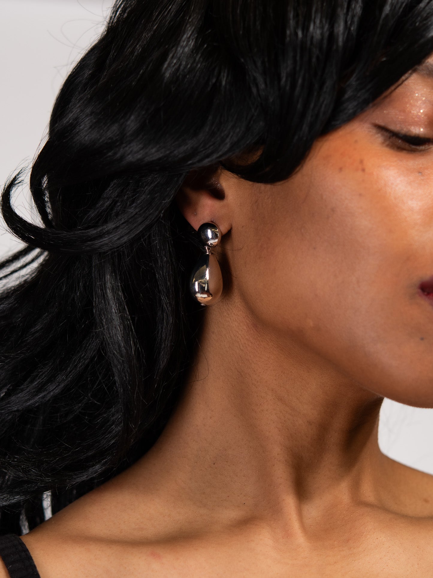 Everleigh Dangle Teardrop Earrings