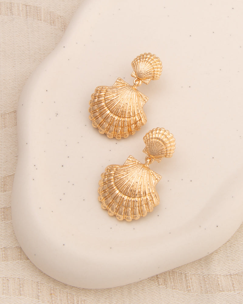 Nina Seashell Post Dangle Earrings | Gold