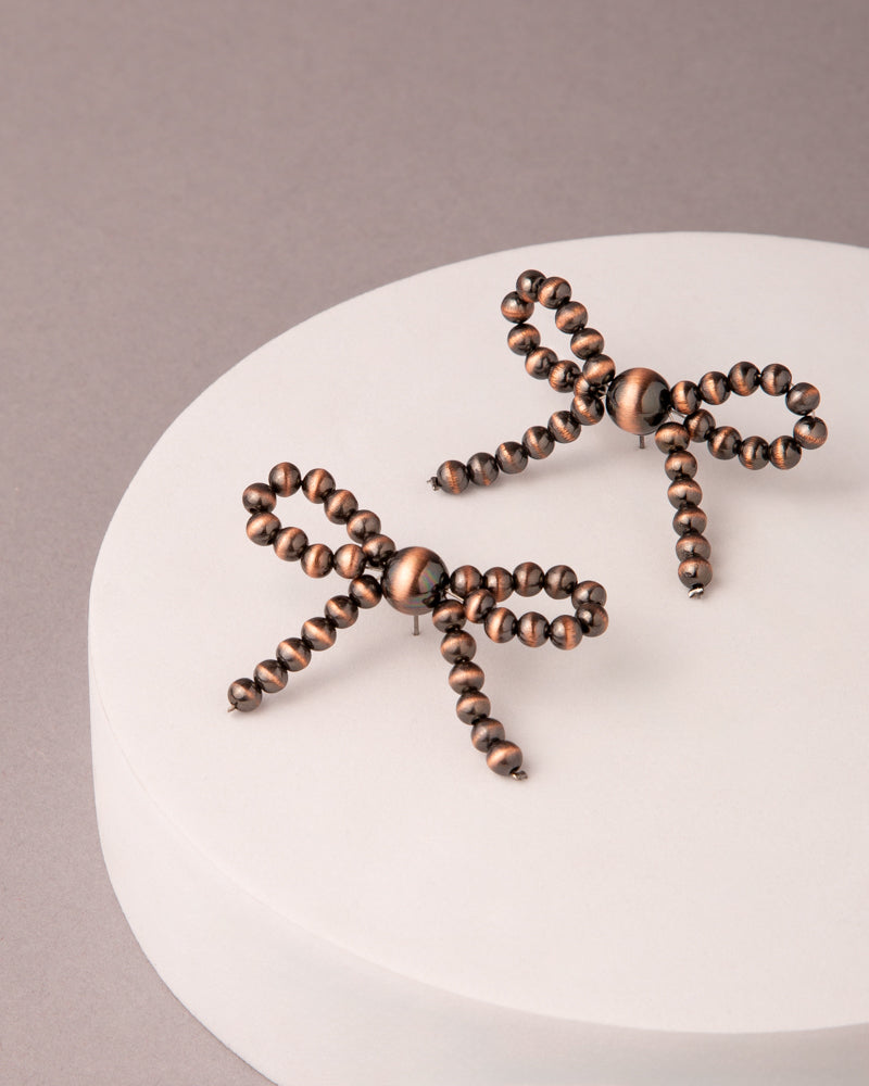 Alice Western Marbled Pearl Beaded Bow Knot Earrings | Copper