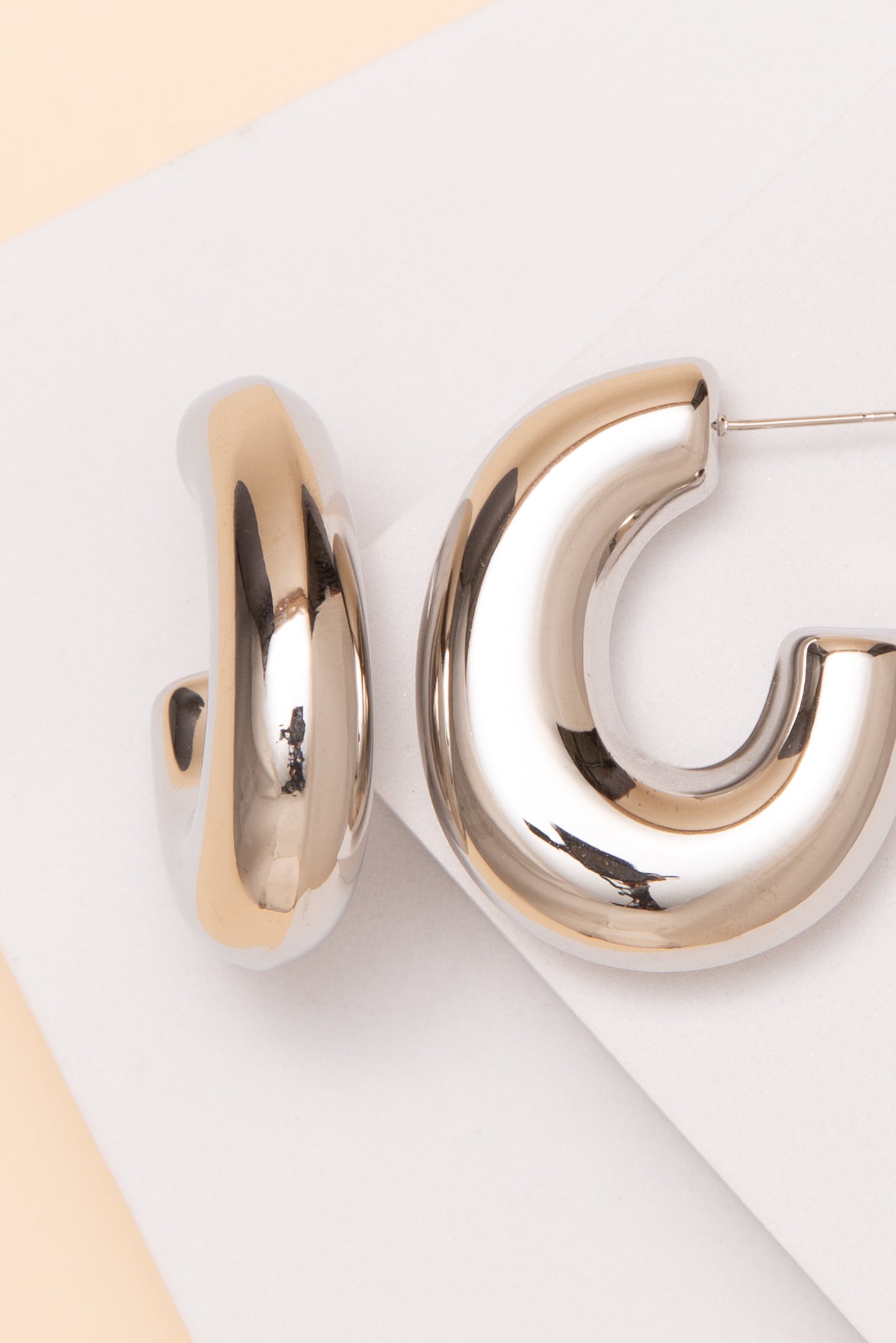 Gabriella Chunky C Hoop Tube Earrings