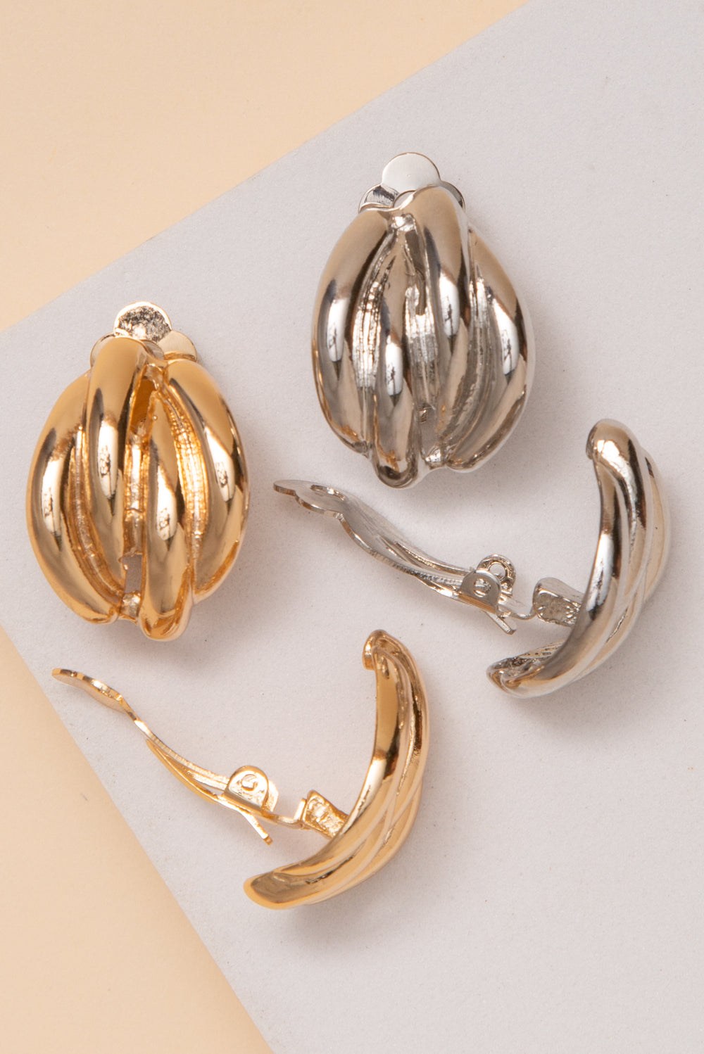 Catherine Ribbed Dome Clip On Earring