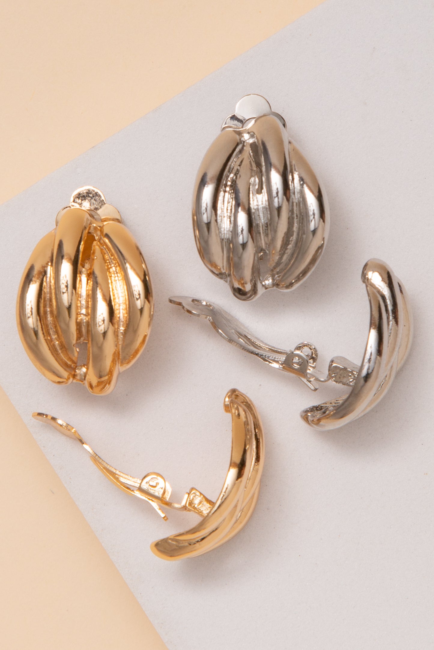 Catherine Ribbed Dome Clip On Earring