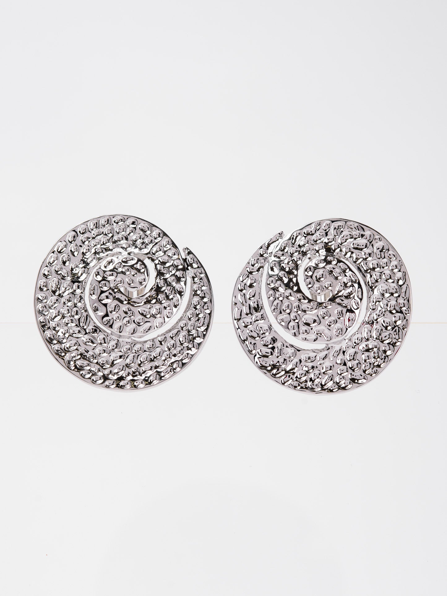 Ava Swirl Clip-On Textured Earrings