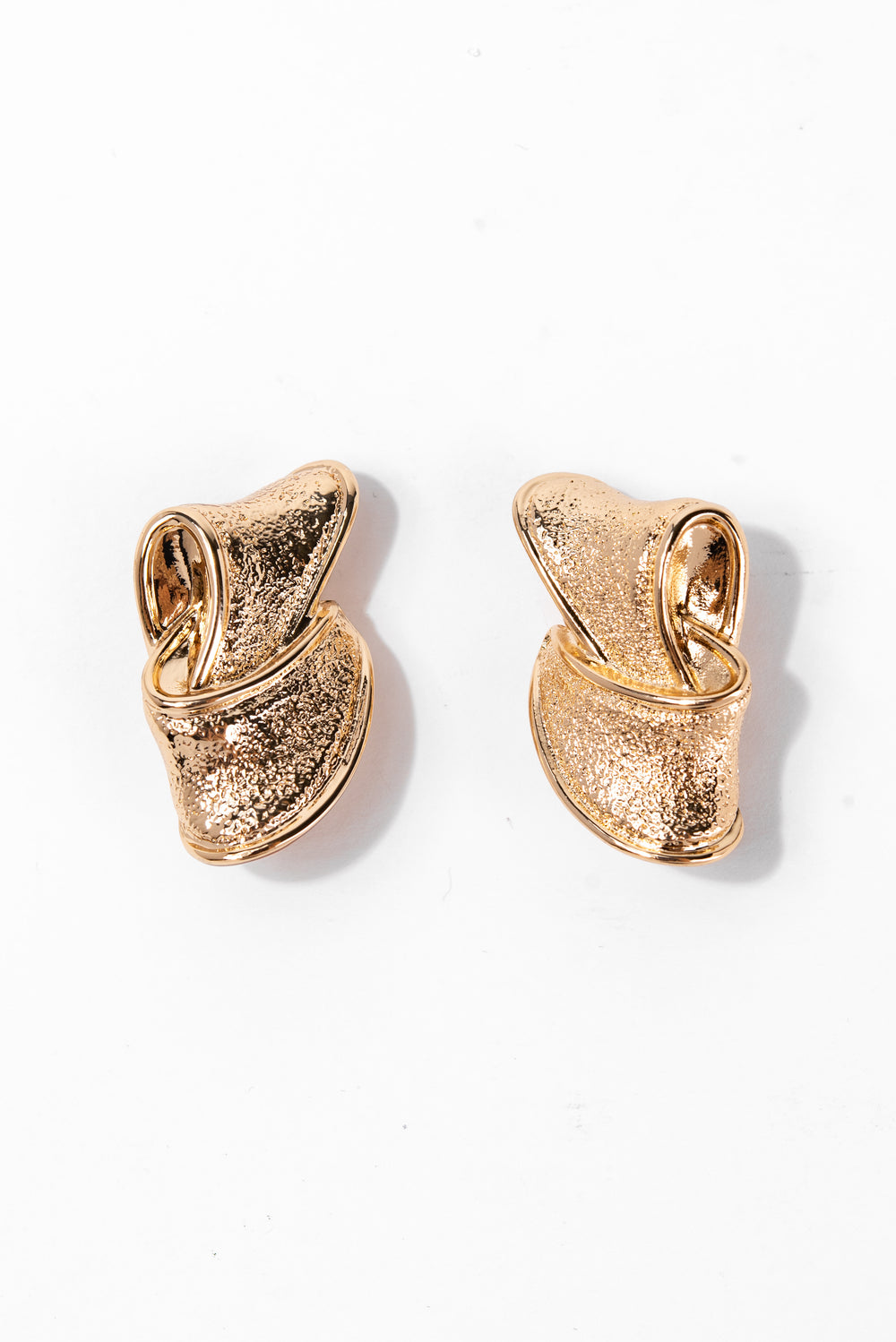 Marina Swirl Clip-On Textured Earrings