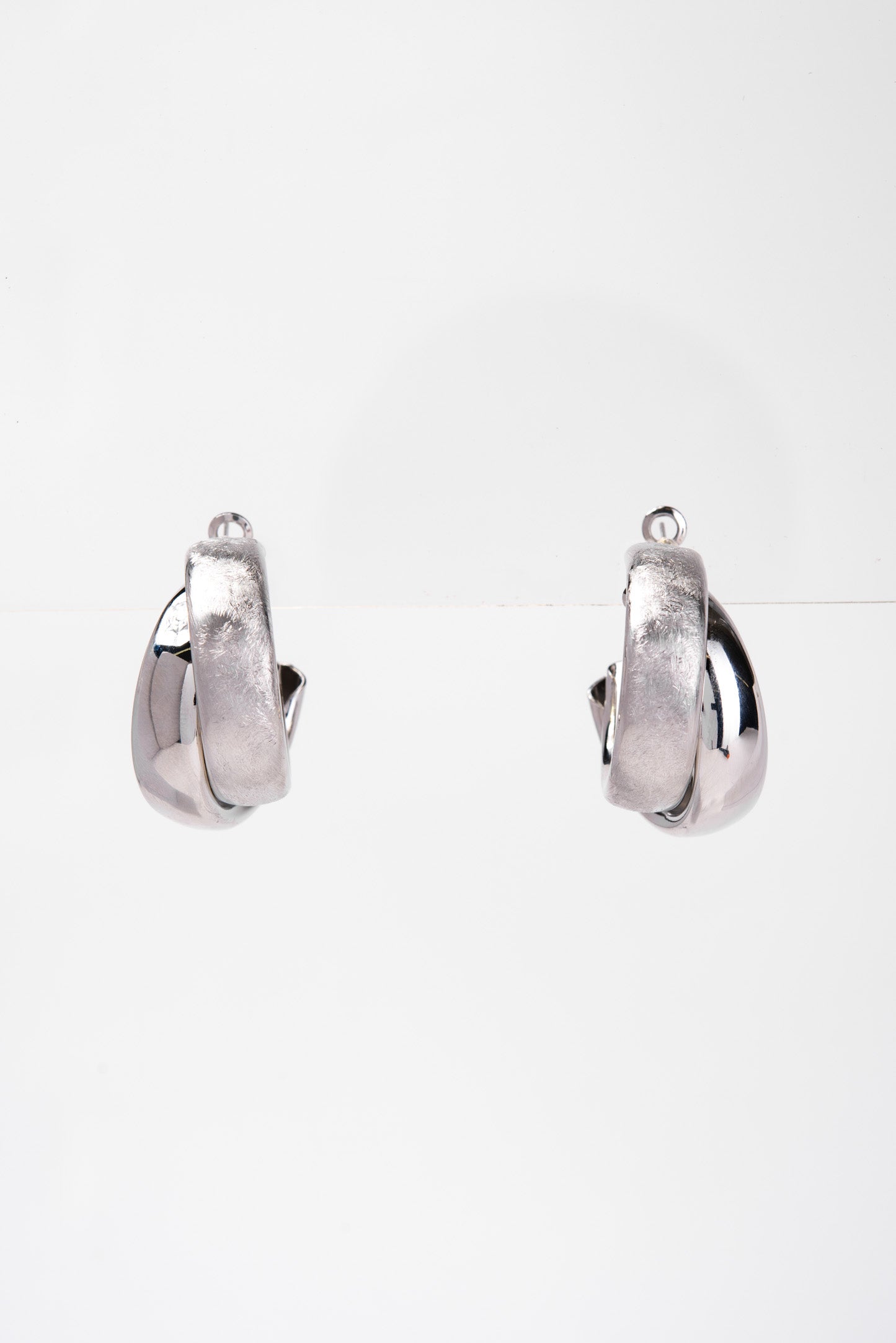 Kim Metallic Chunky Double Hoop Earrings