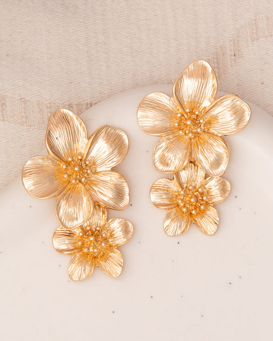 Bianca Hawaiian Acrylic Alloy Flower Post Dangle Earrings | Gold