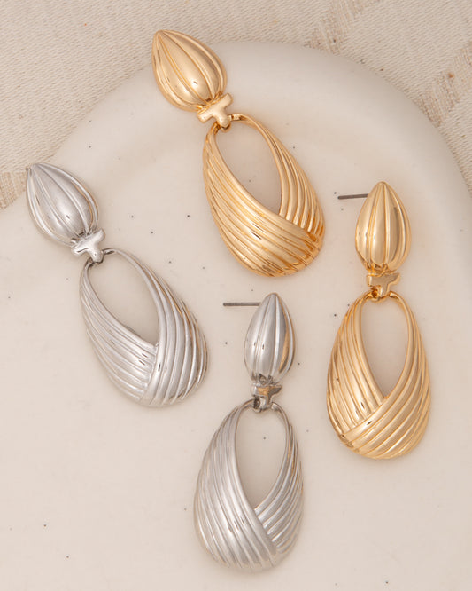 Clara Ridged Teardrop Shaped Post Dangle Earrings
