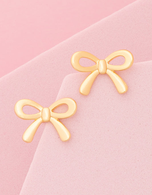 Gia Polished Short Tail Bow Ribbon Earrings