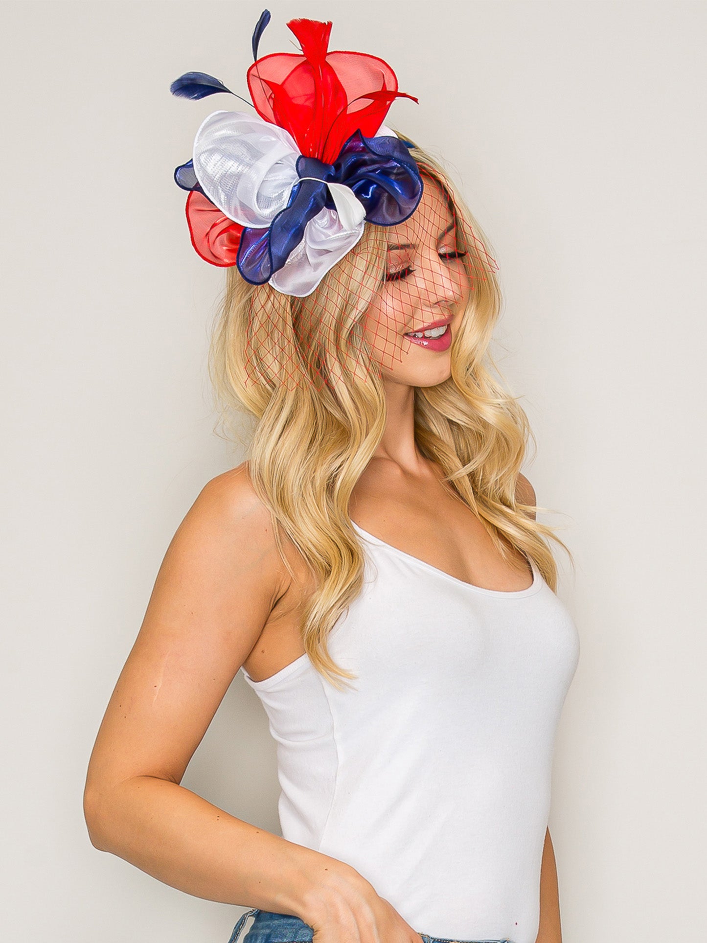 Lily Floral Tilt Mesh Feather Fascinator