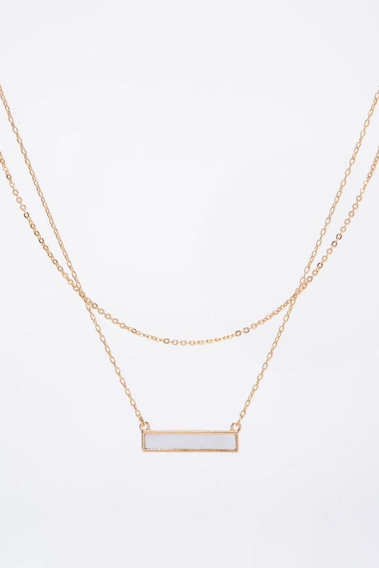 Lisa Mop Shell Bar Necklace - White