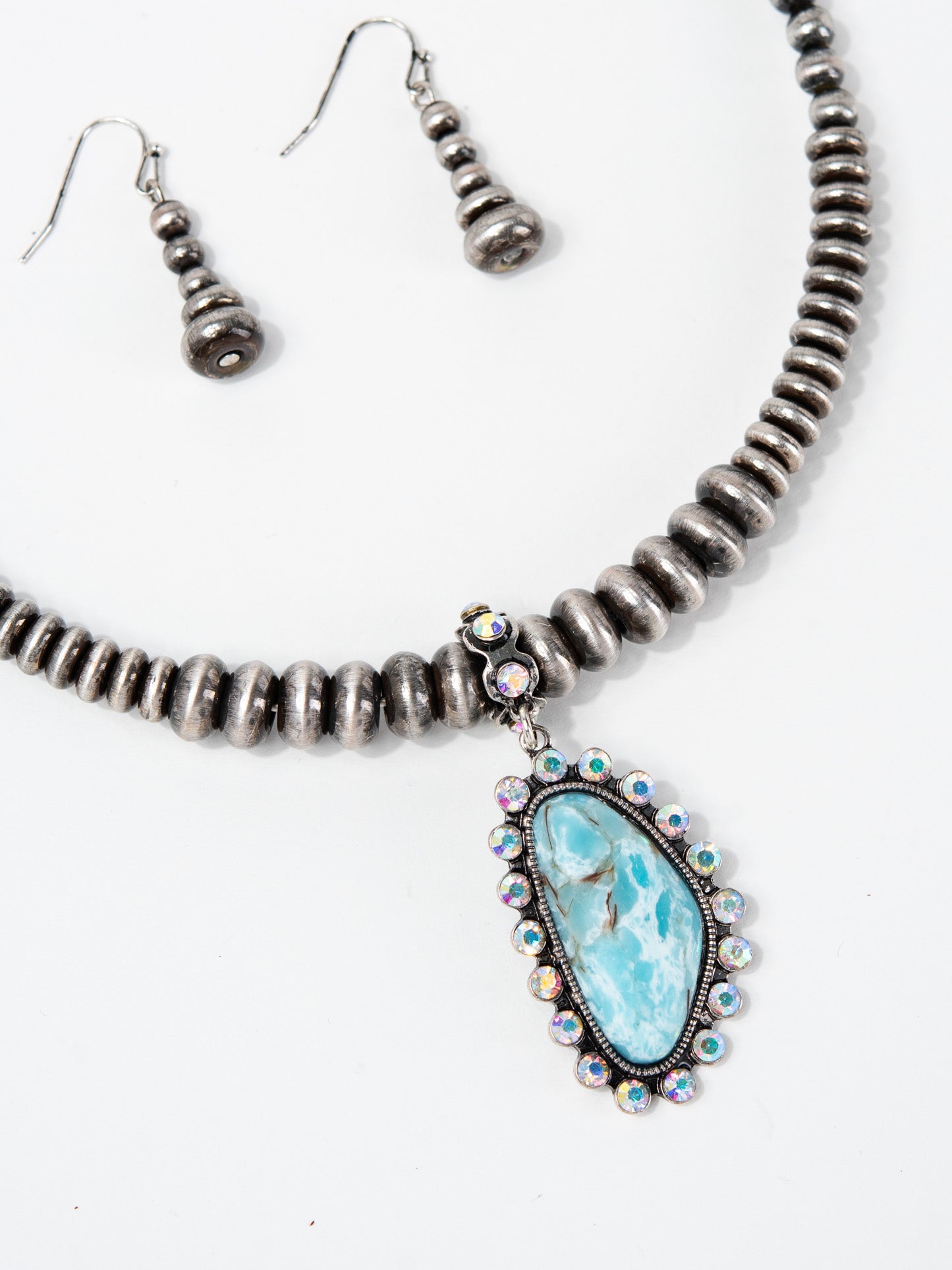 Viviana Western Beaded Stone Pendant Collar Necklace