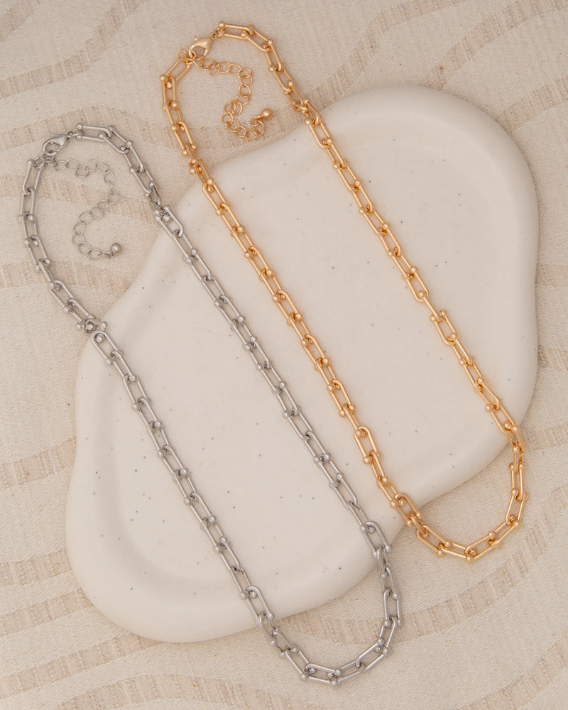 Brooklyn Polished Horseshoe Link Chain Necklace