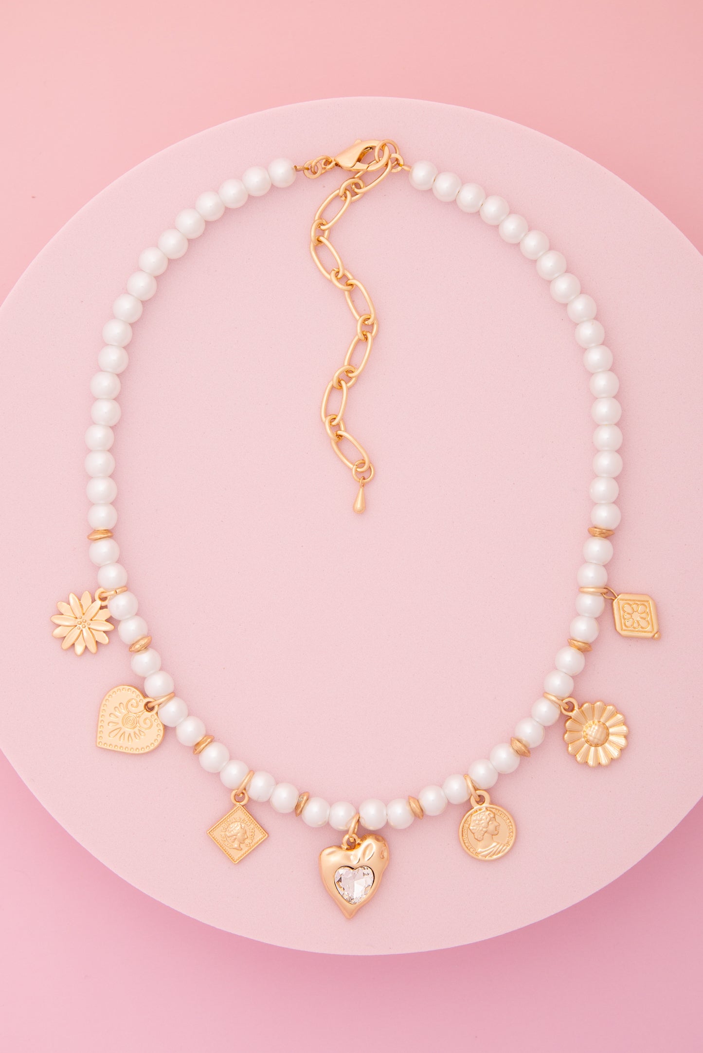 Kim Heirloom Token Theme Pearl Bead Charm Necklace