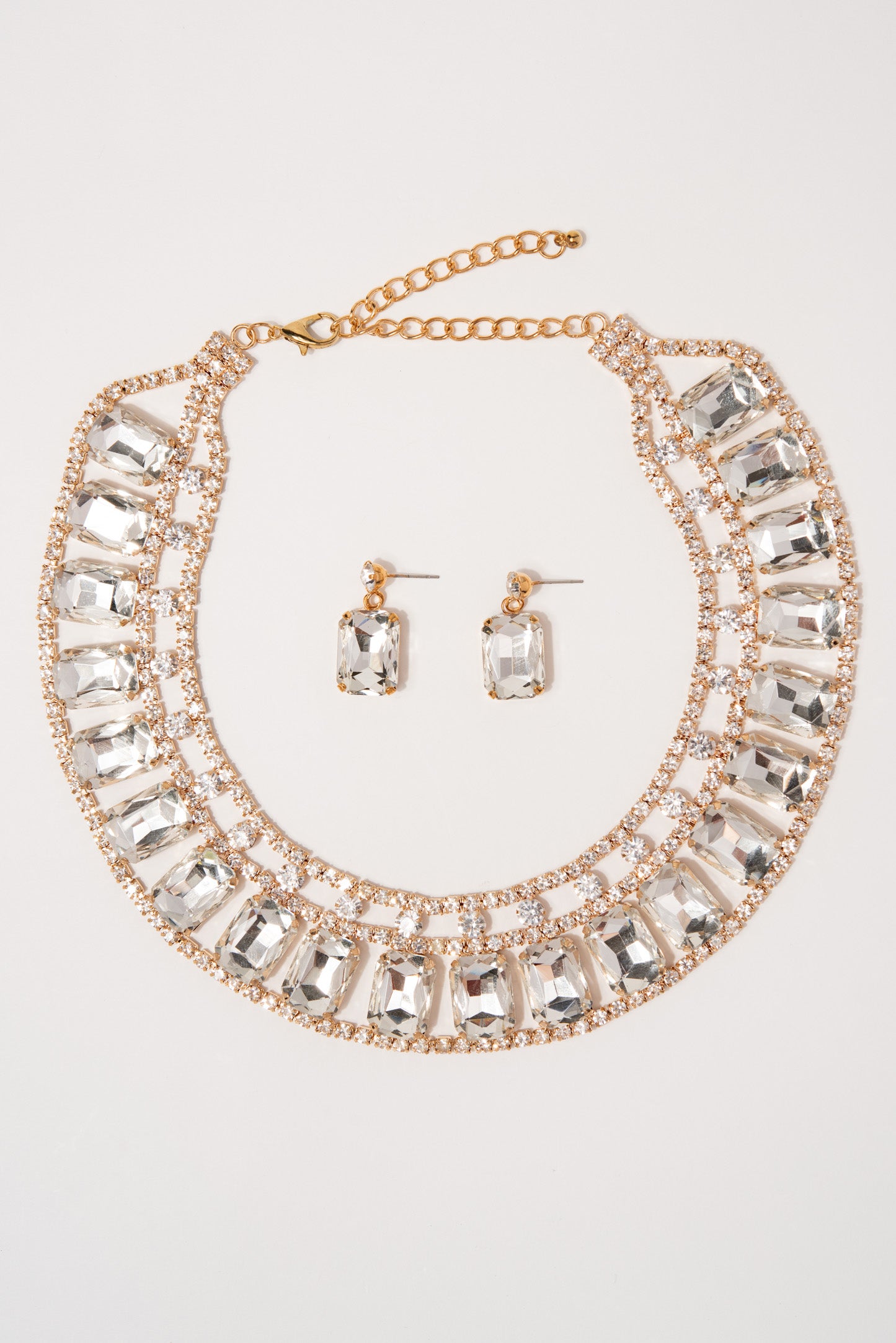 Grand Rhinestone Statement Necklace - Gold Crystals