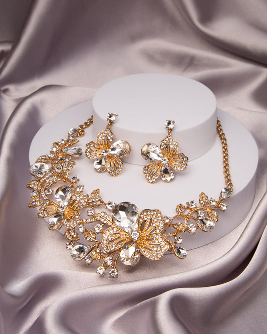 April Rhinestone Embellished Teardrop Cut Crystal Necklace Set | Gold