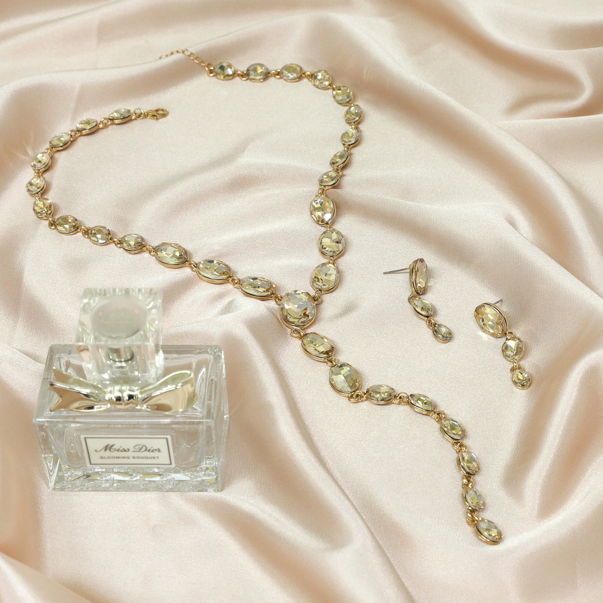 Vienna Oval Rhinestone Y Drop Necklace & Earring Set | Champagne