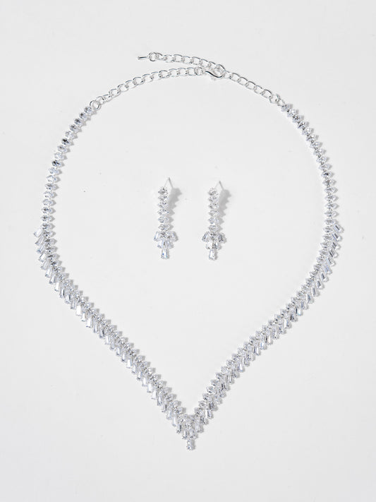 Sara Elegant Cubic Zirconia Necklace Set
