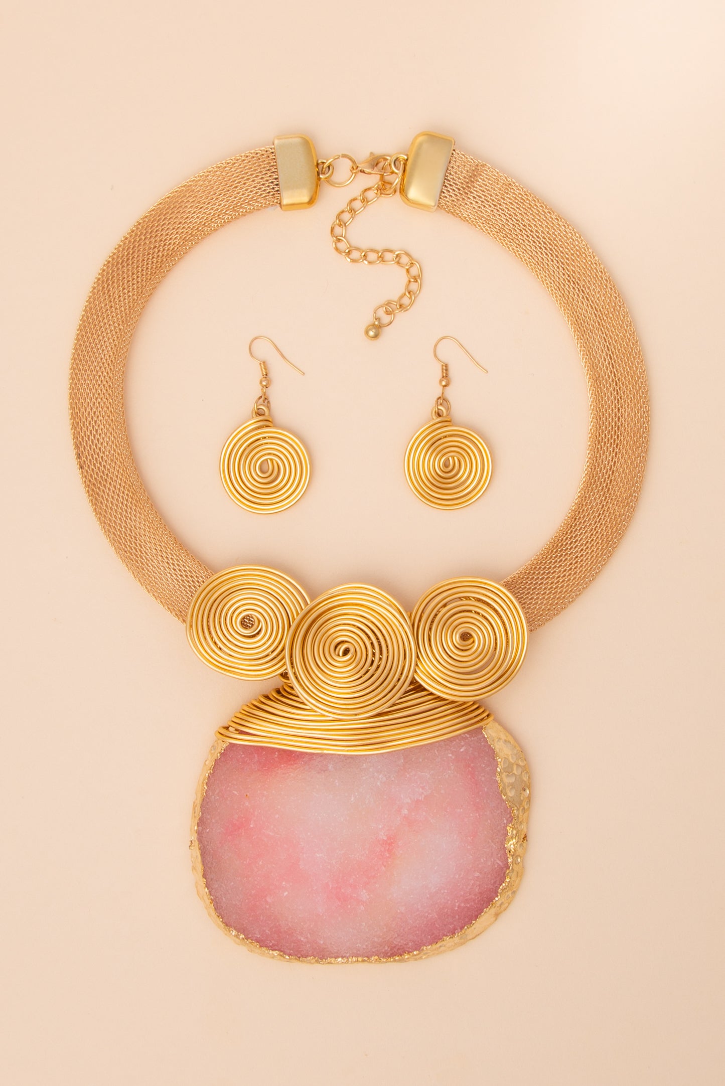 Eleanor Pectoral Synthetic Resin Stone Necklace and Earring Set