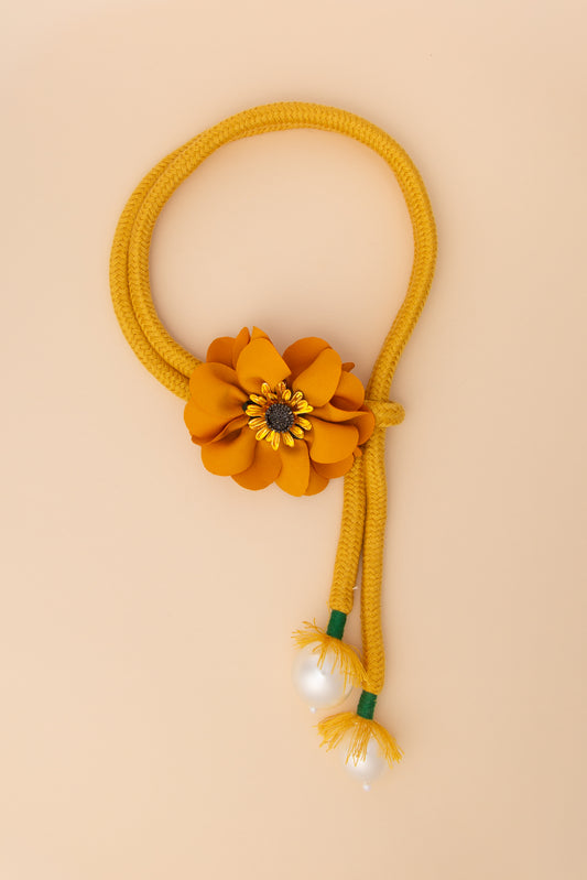 Elizabeth Handmade Floral Fashion Necklace