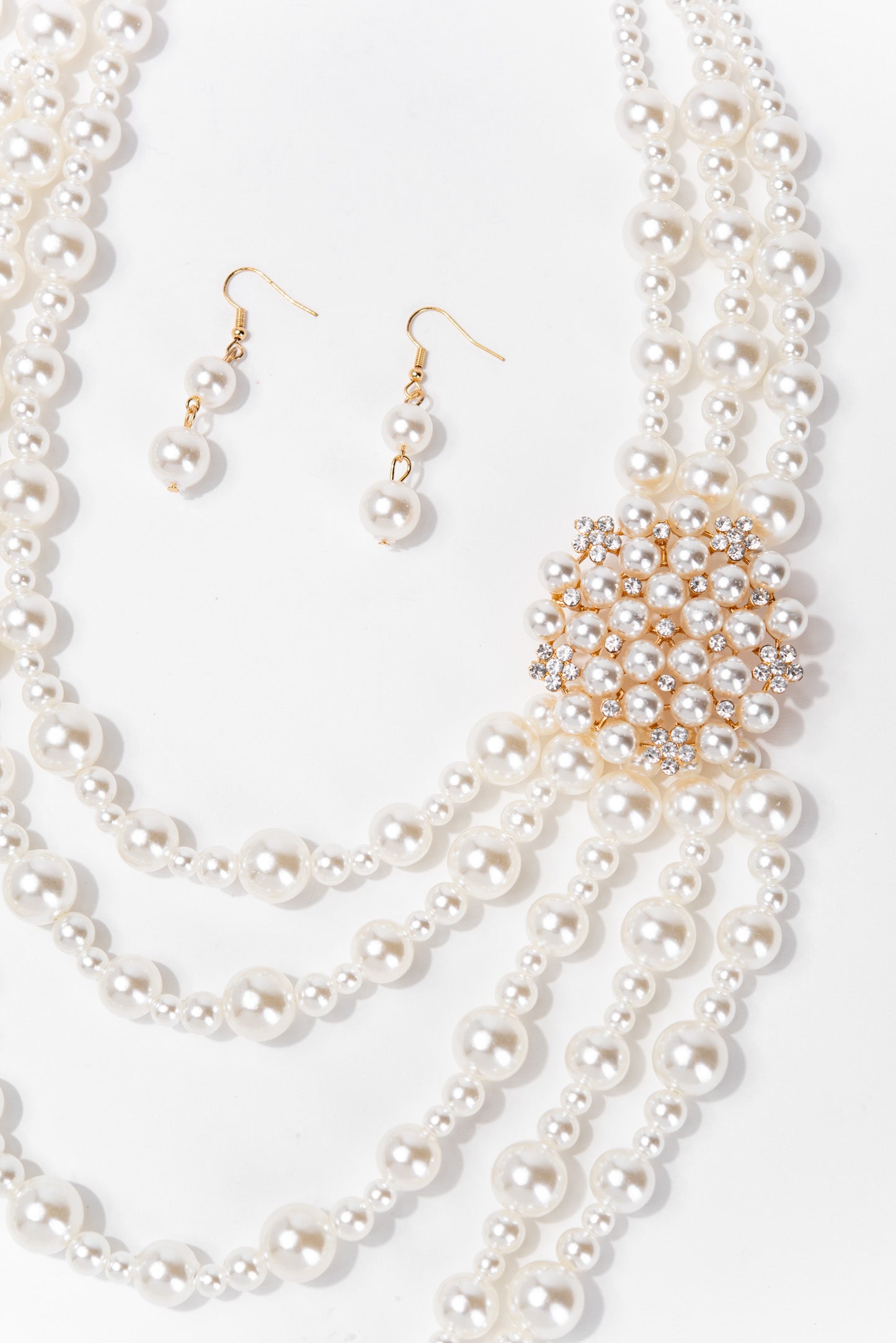 Summer Elegant Statement Pearl Necklace Set - Gold