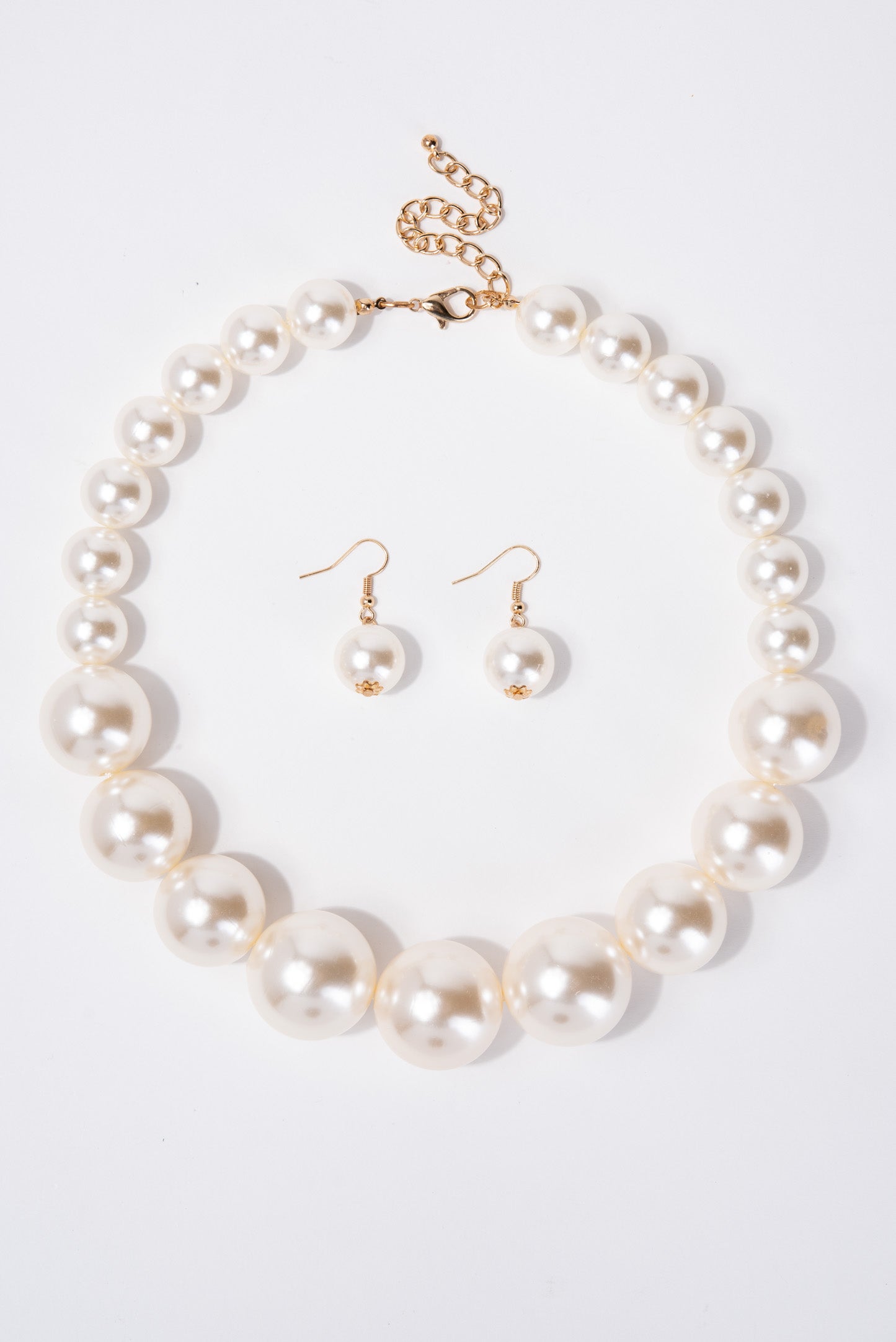 Mila Large Pearls Chunky Necklace Set - Cream