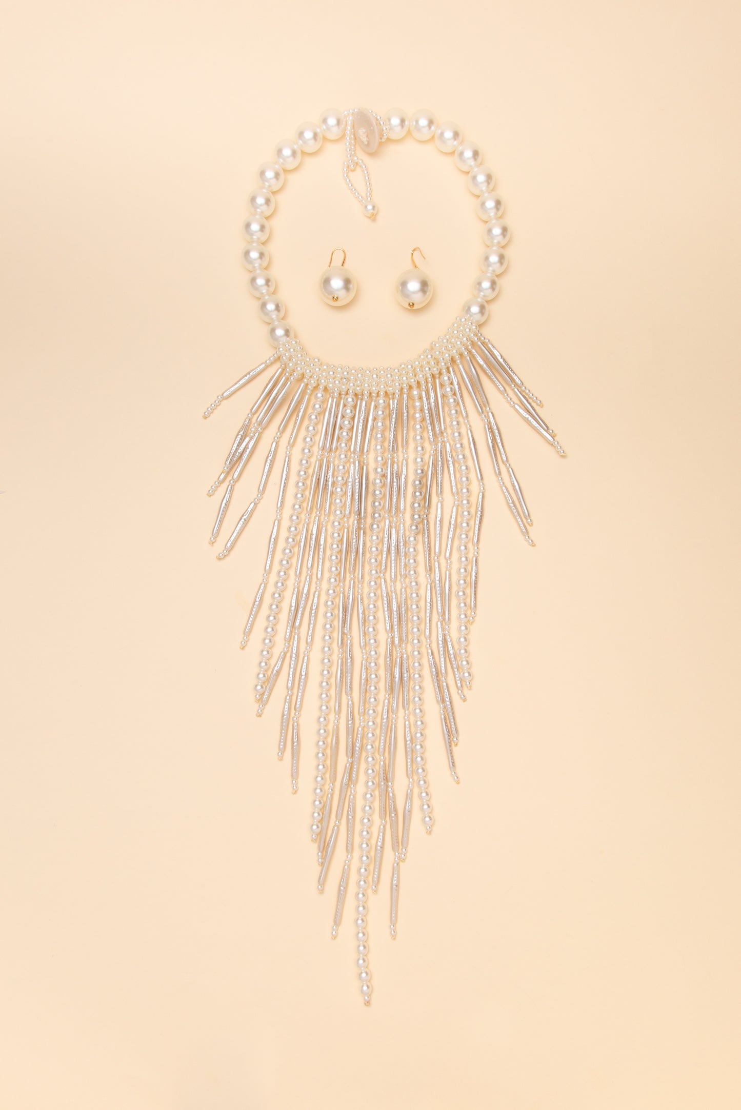 Eloise Fashion Pearl Necklace Set