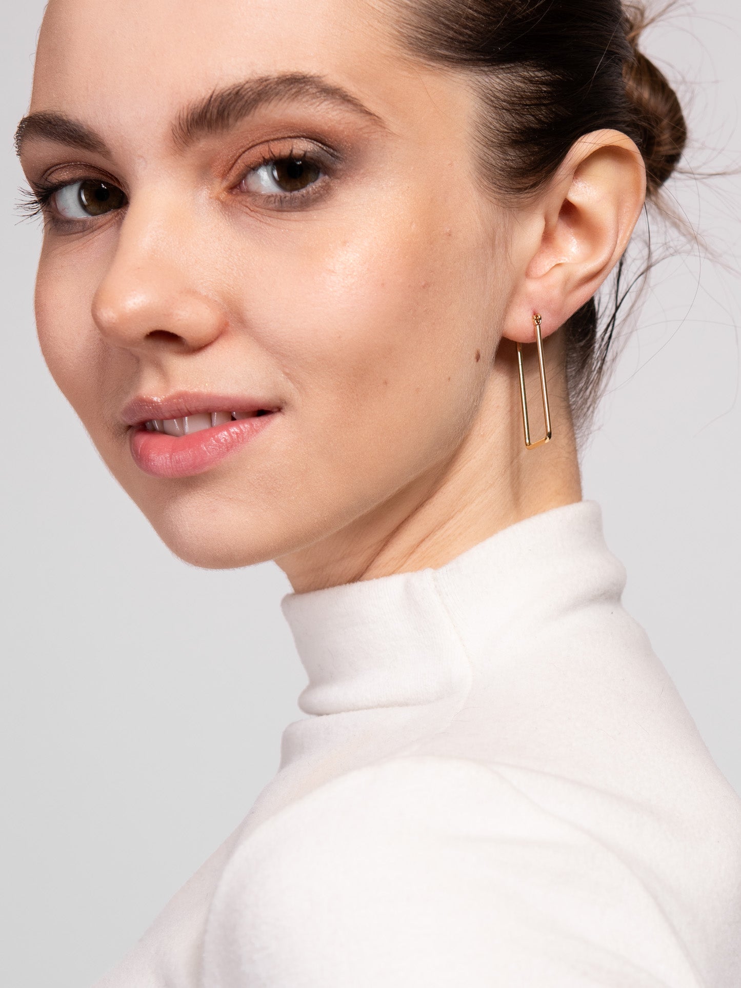 Griselda Metal Rectangle Hoop Earrings