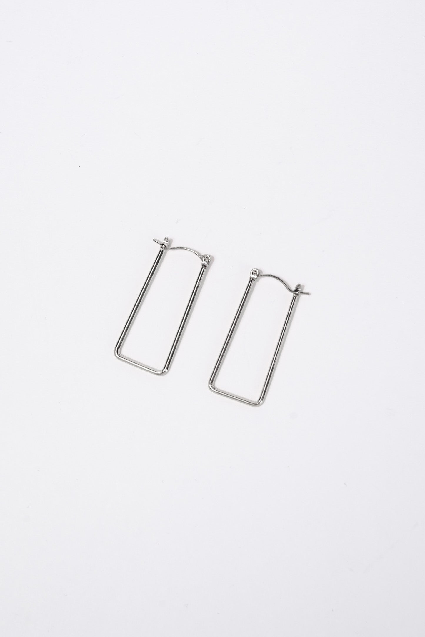 Griselda Metal Rectangle Hoop Earrings