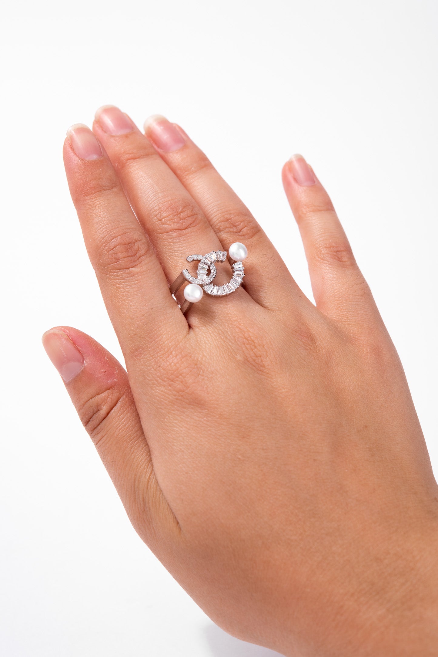 Evie Elegant Rhinestone Pearl Adjustable Ring - Silver