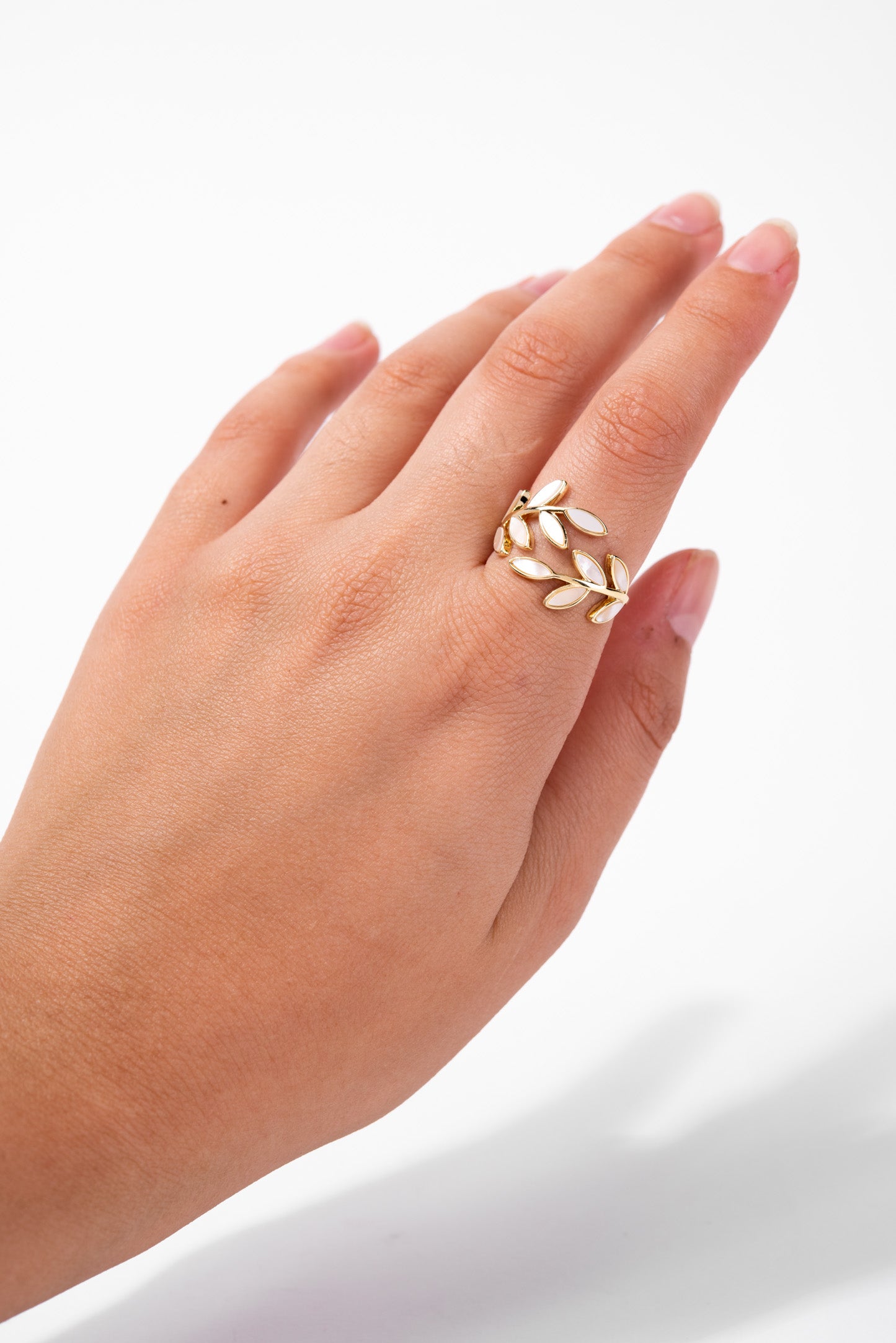 Seraphina Leaf Adjustable Ring - Gold