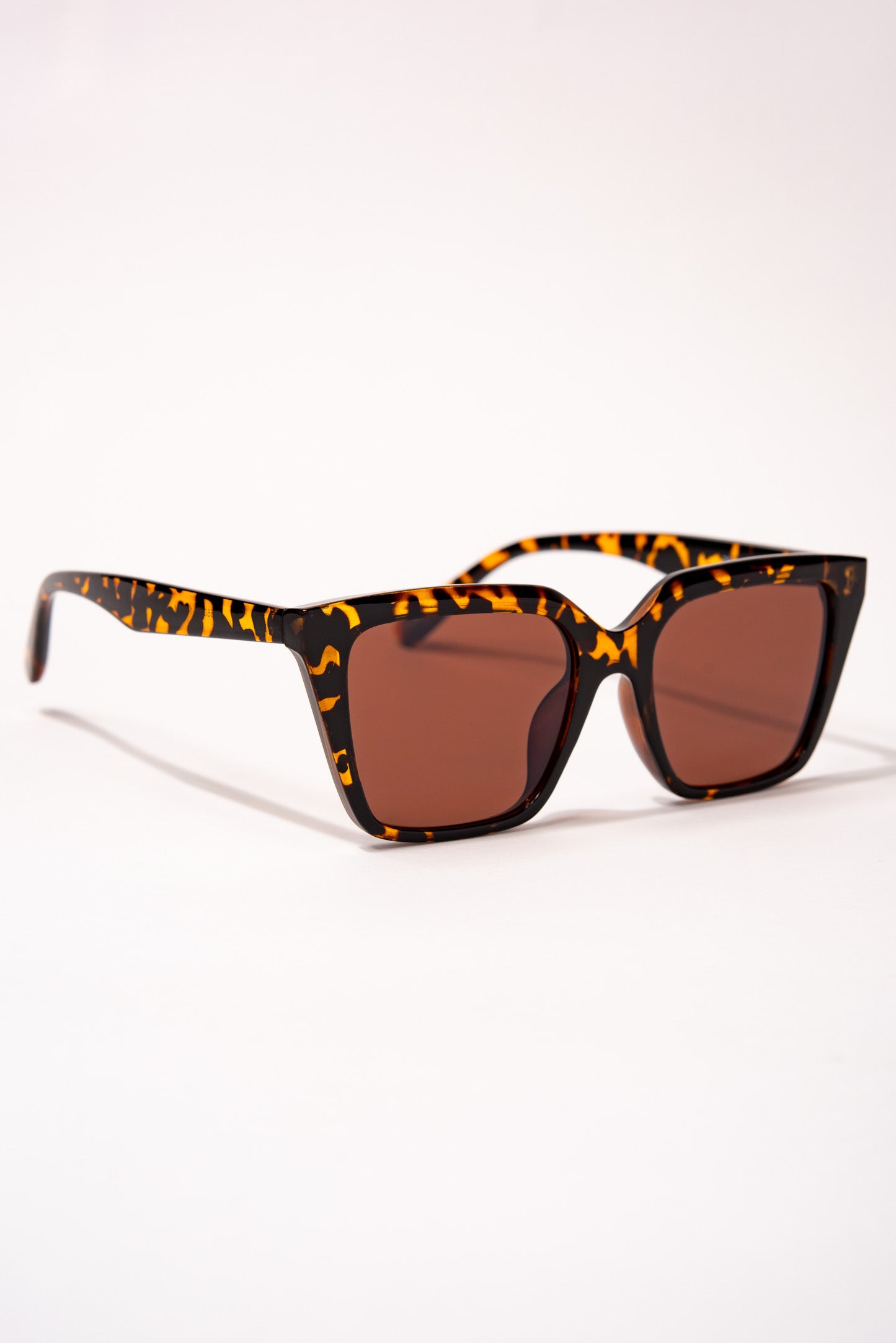 Iris Cateye Sunglasses - Leopard