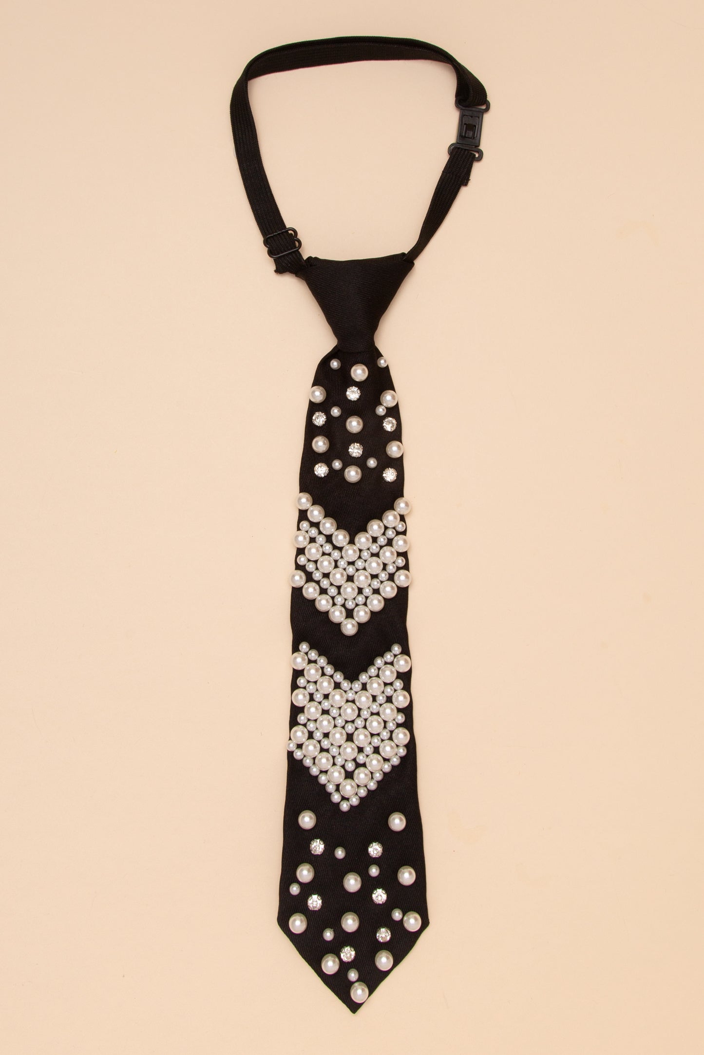 Hanna Pearl Pattern Tie Necklace With Crystal Accents