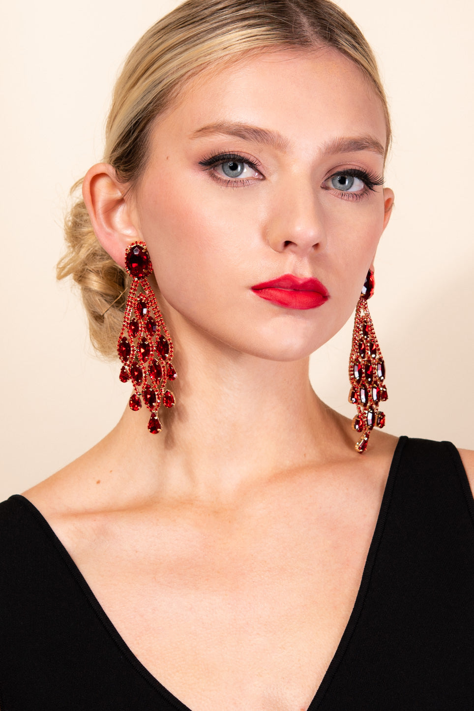 Penelope Teardrop Dangle Clip-on Earrings | Red