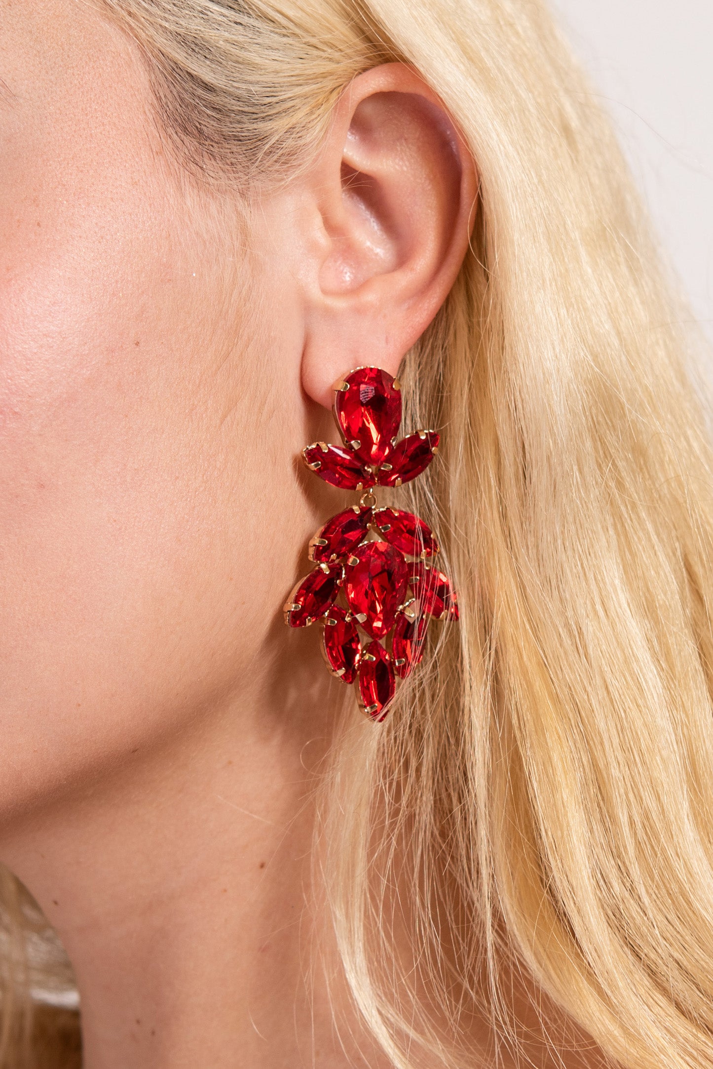 Wren Stone Flower Drop Earrings - Red