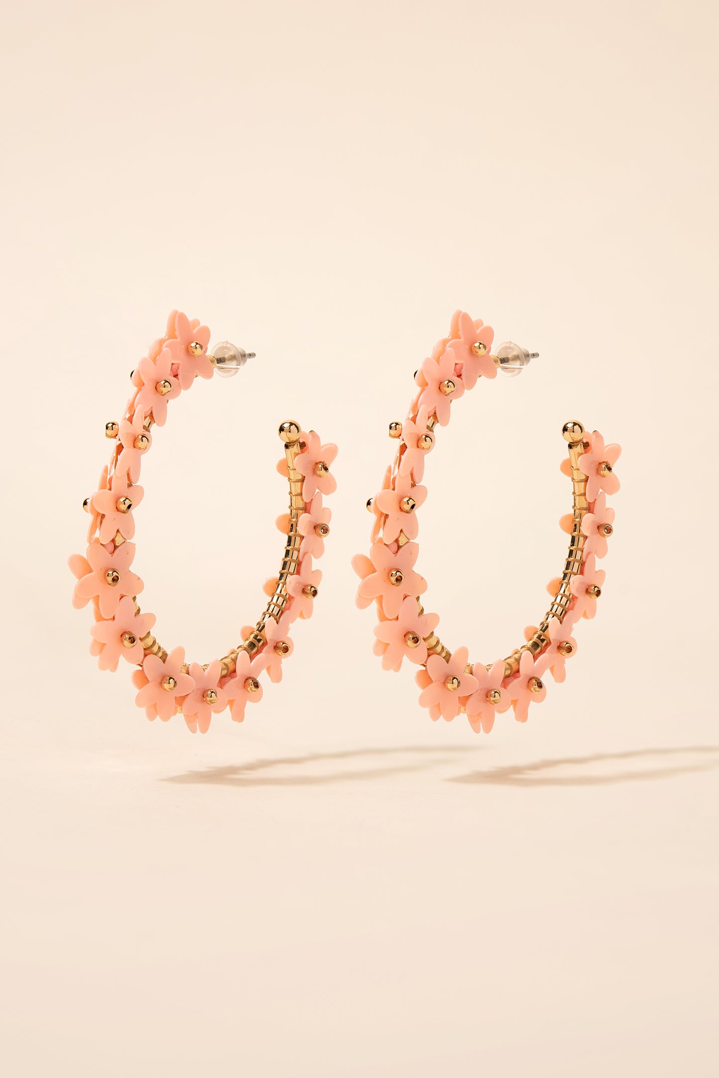 Dalia Acrylic Flower Beaded Open Hoop Earrings - Pink