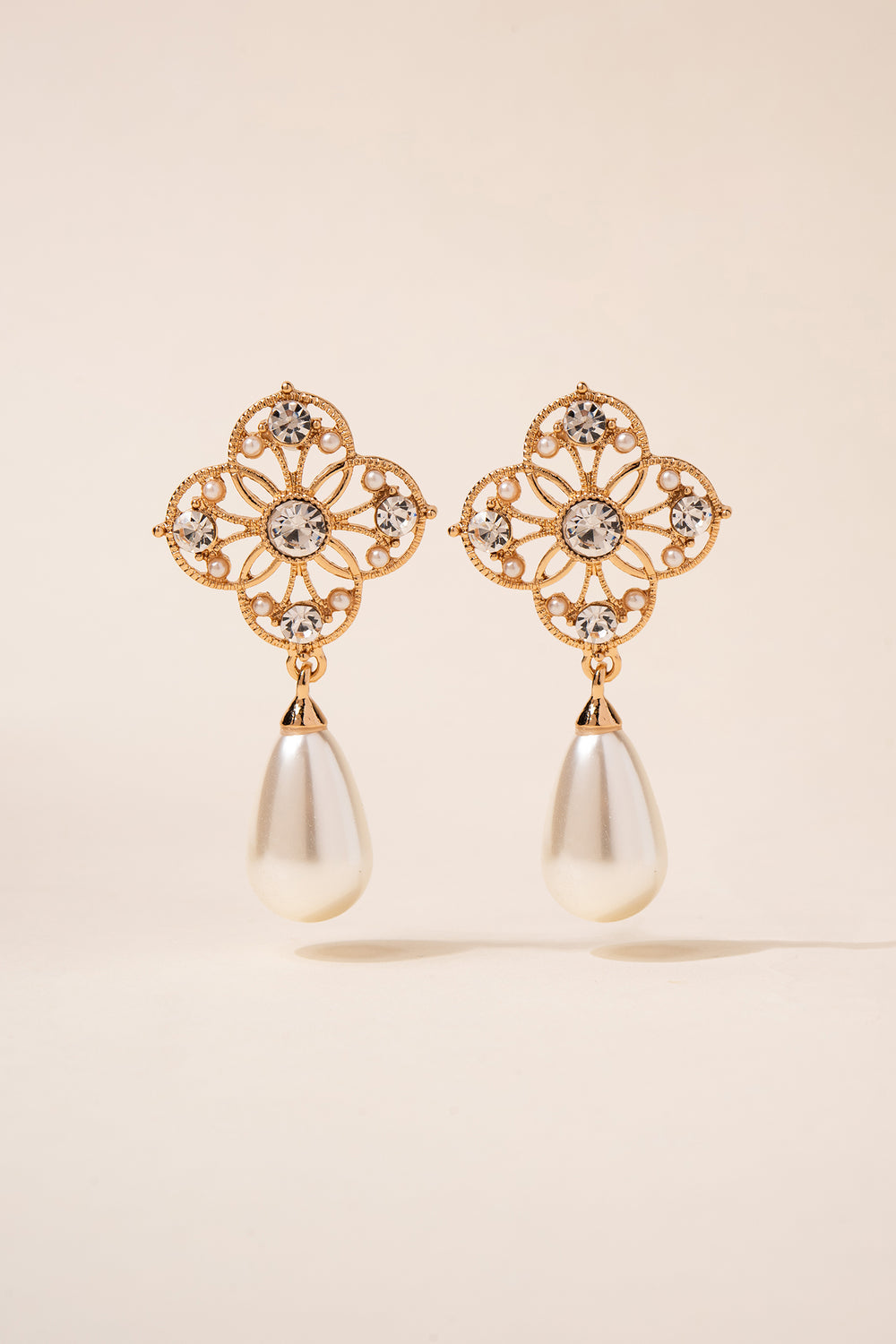 Metal Flower Pearl Drop Earrings - Gold