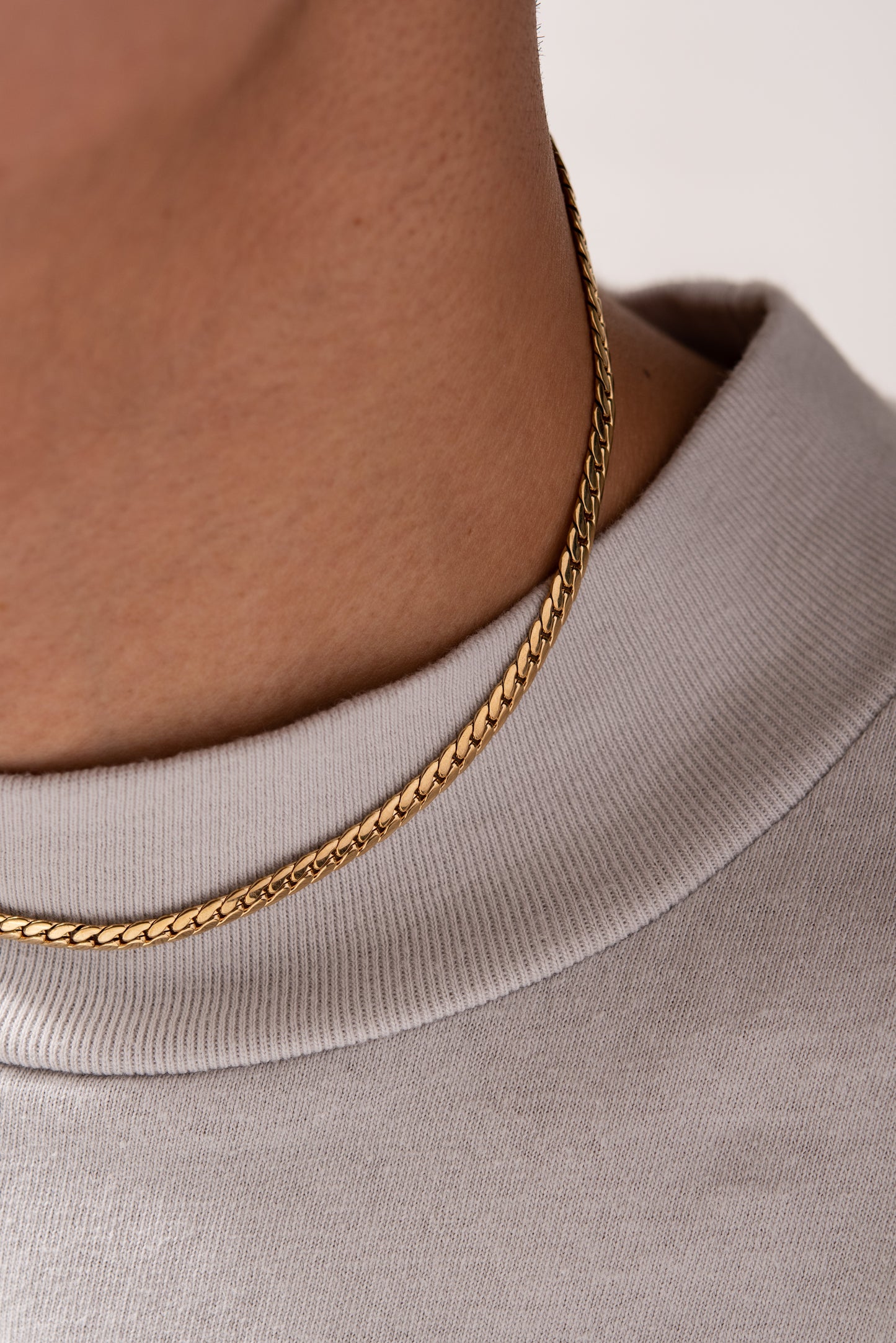 Stainless Steel Dapped Curb Chain Necklace - Gold