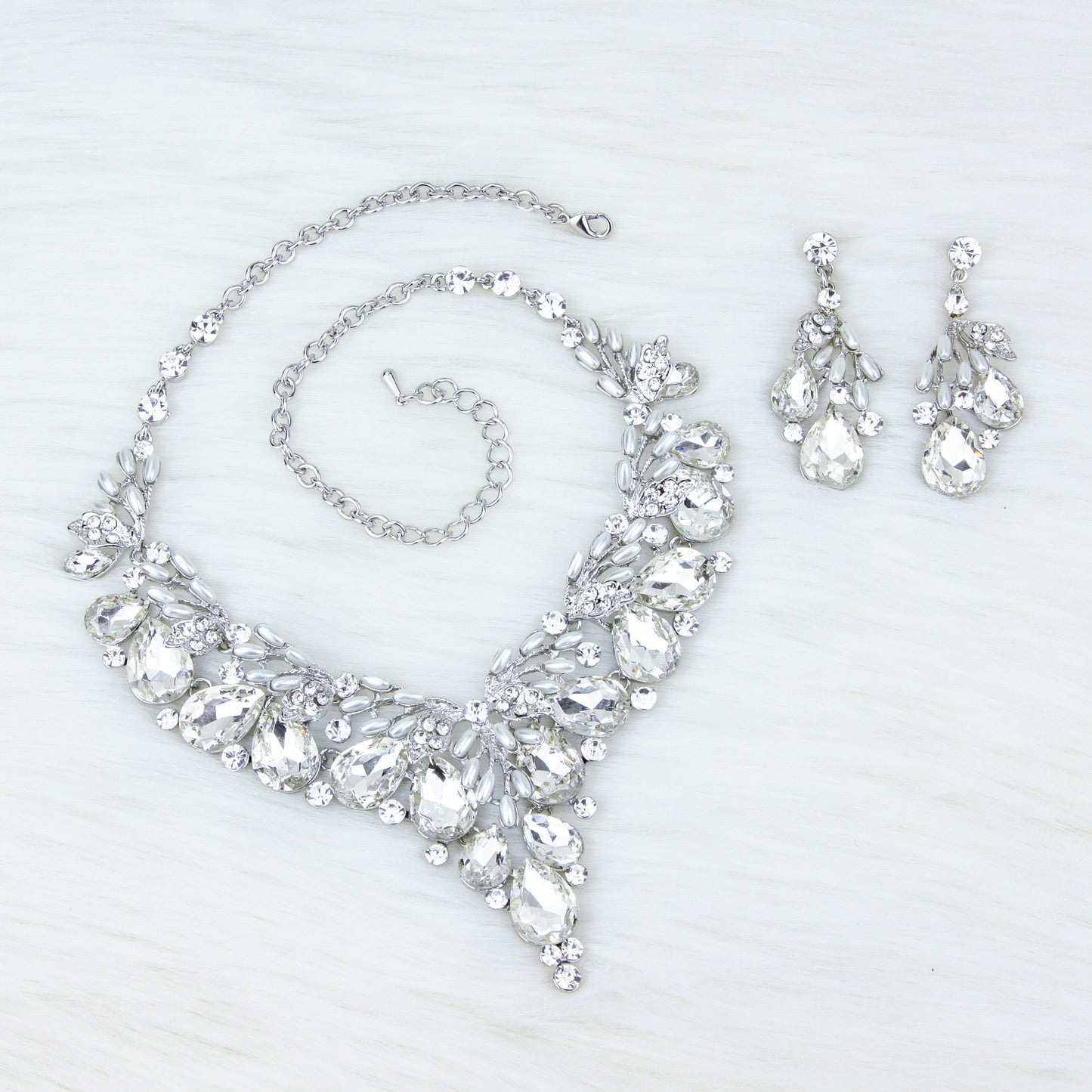 Eden Rhinestone & Bead Drop Necklace & Earring Set - Silver